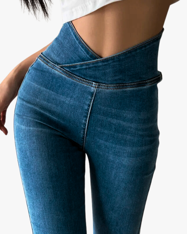 50% KORTING ALLEEN DEZE WEEK | Dianne High Waist Flared Jeans